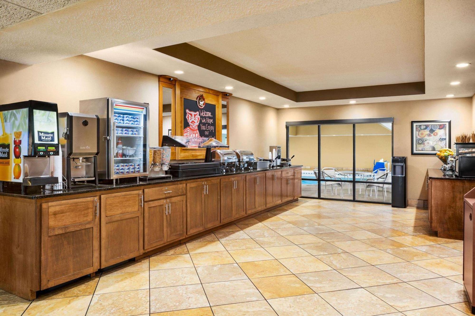 Americinn By Wyndham Madison West Dış mekan fotoğraf